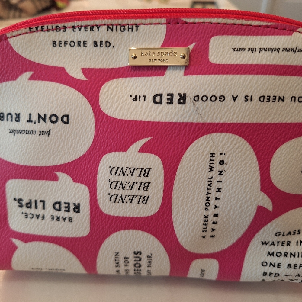 NWT Kate Spade Pink & White Speech Bubble Cosmetic Pouch - Picture 5 of 6